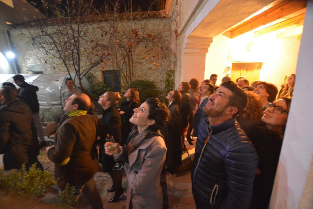 Abas Ristorante Pizzeria Affittacamere Ales Exterior photo